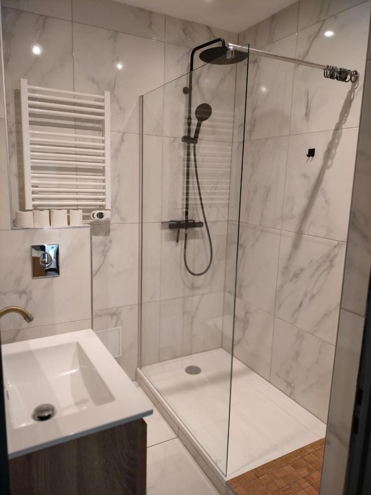 Le Spacieux Lumineux-25 Min De Strasbourg-Wifi-Tv Wasselonne Luaran gambar